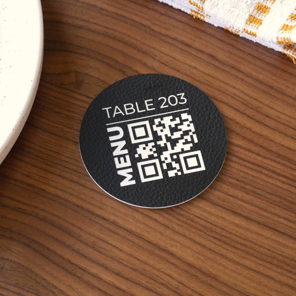 Plaque ronde Qr code à poser sur table avec numéro effet cuir noir