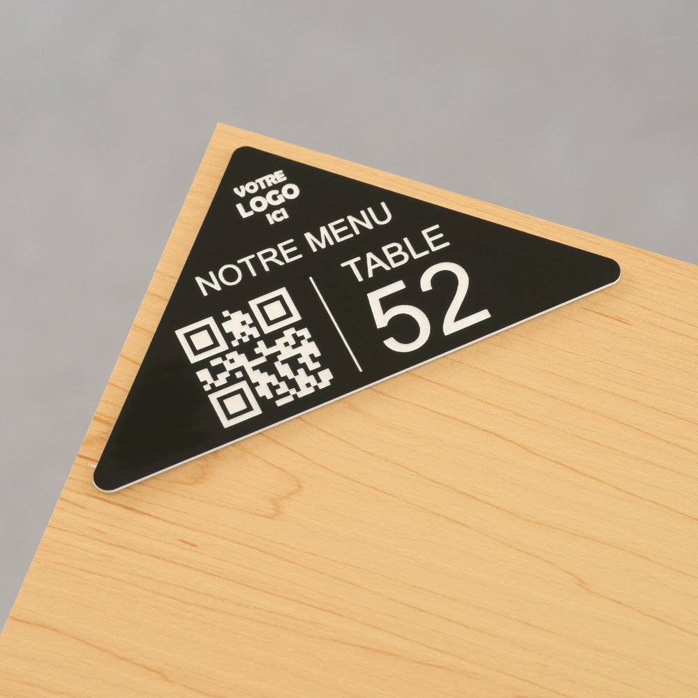 Plaque Qr code d'angle en triangle avec logo et numéro de table noir 