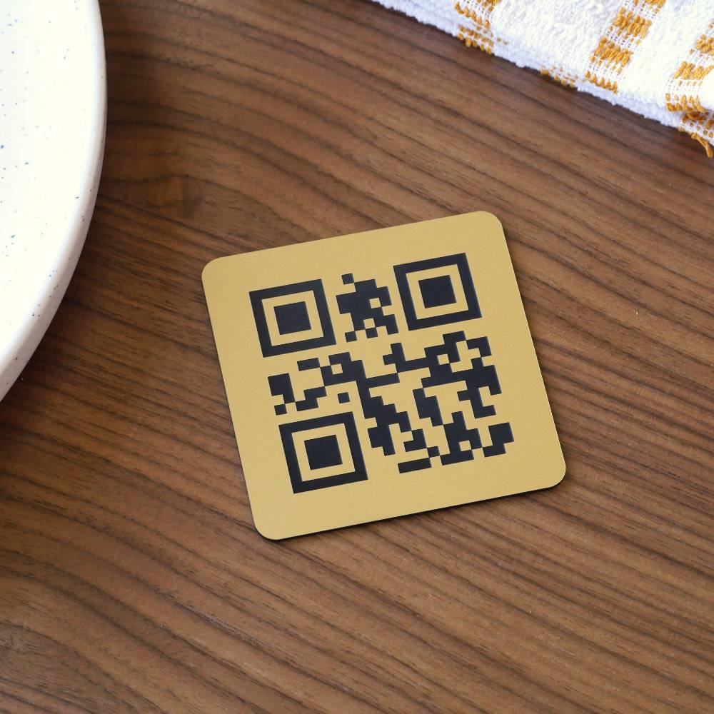 Plaque Qr code dorée pour restaurant 