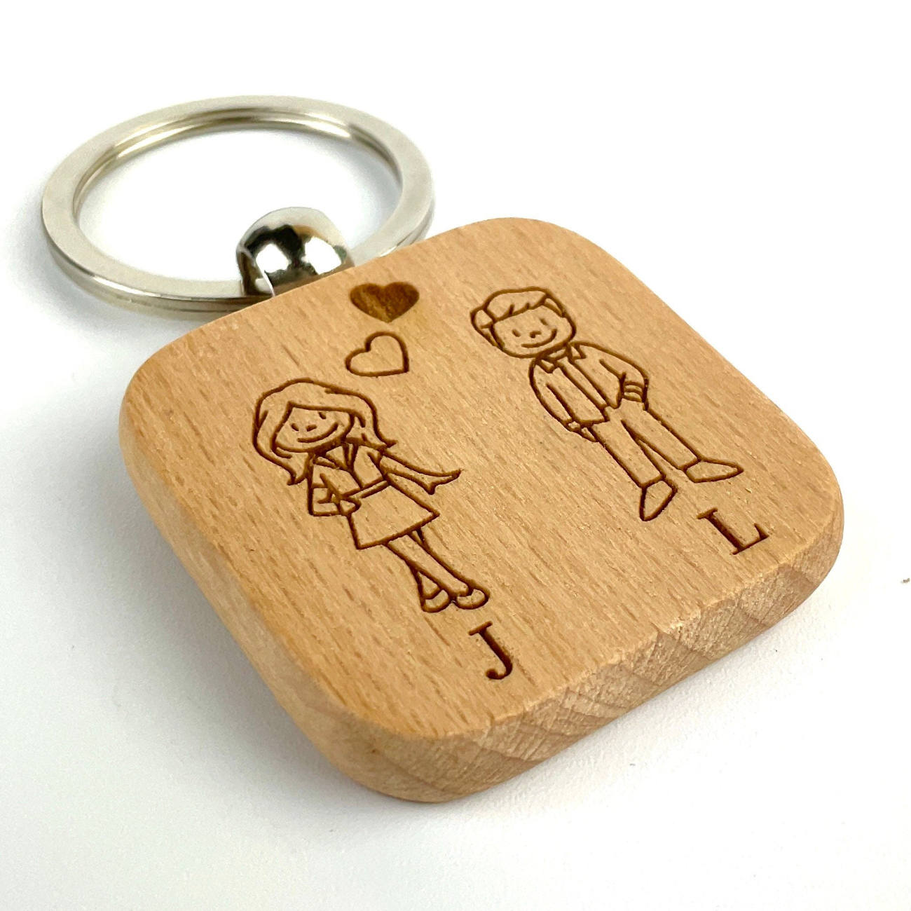 Porte clé personnalisable en bois pour st valentin